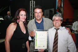 Diploma de Honra ao Mérito concedida pelo ver Gilberto Marcolino da Silva ao Sr. Pedro Guimarães Fil