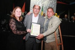 Diploma de Honra ao Mérito concedida pelo ver Valdomiro Faria Gomides ao Sr. Januário Henrique Nunes
